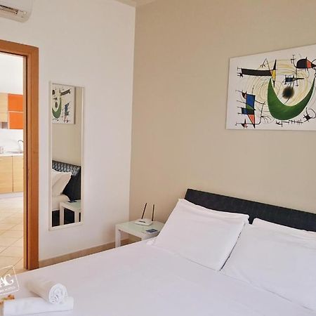 Colonna Rooms & Apartment Trani Luaran gambar
