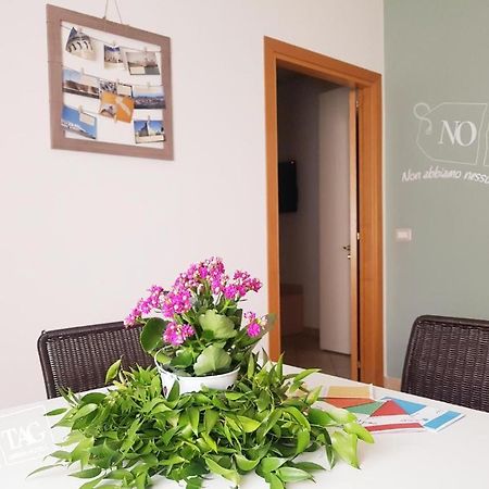 Colonna Rooms & Apartment Trani Luaran gambar