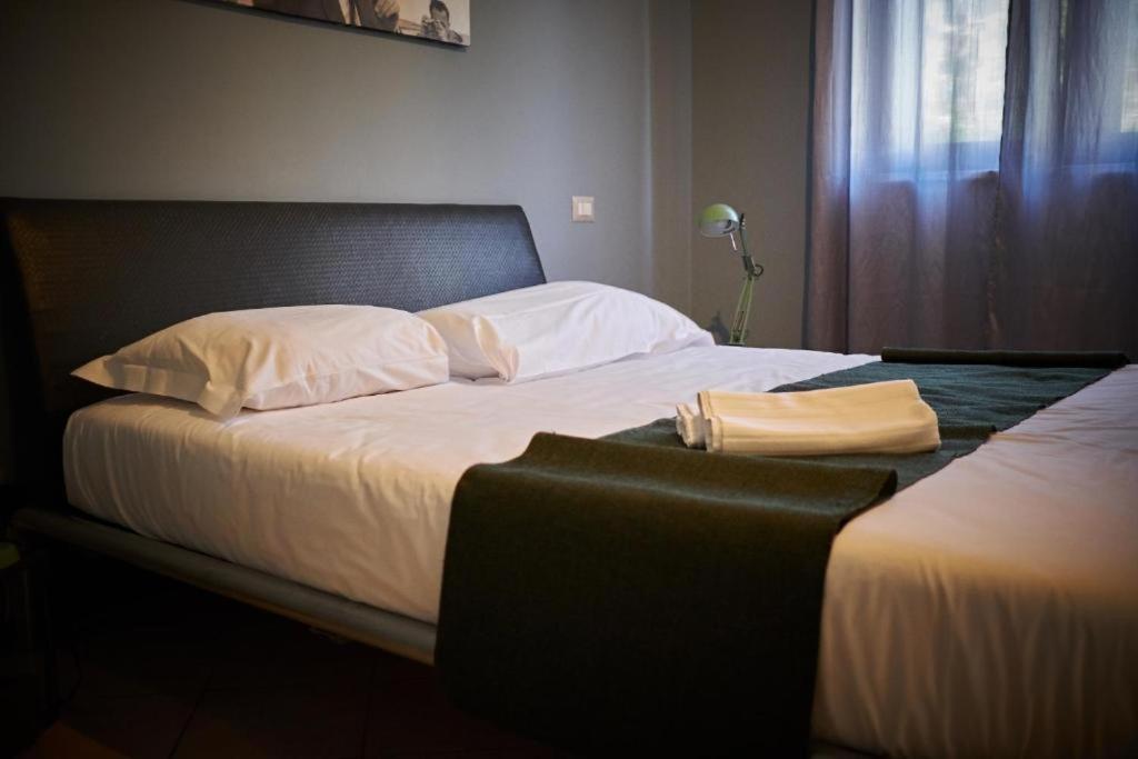Colonna Rooms & Apartment Trani Luaran gambar