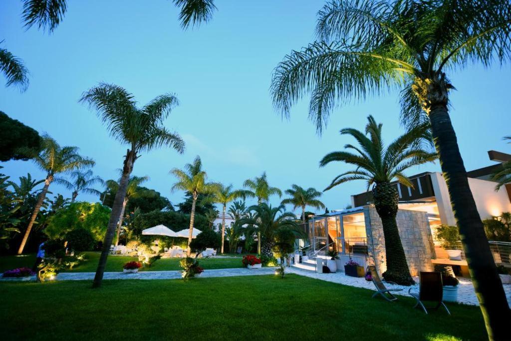 Colonna Rooms & Apartment Trani Luaran gambar